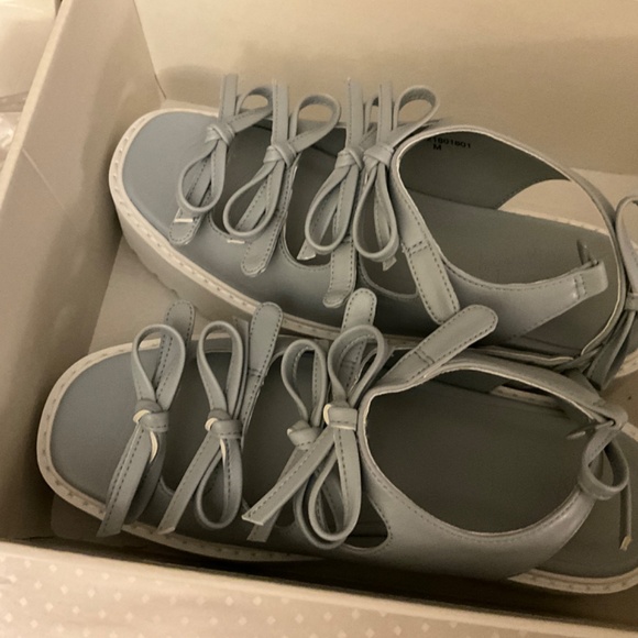 Merry Jenny blue chunky sandals with multiple bows (NWT)  6/6.5 - Picture 5 of 10